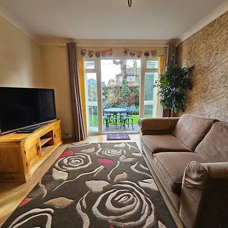 Harry Potter Hogwarts Apartment วัตฟอร์ด ภายนอก รูปภาพ