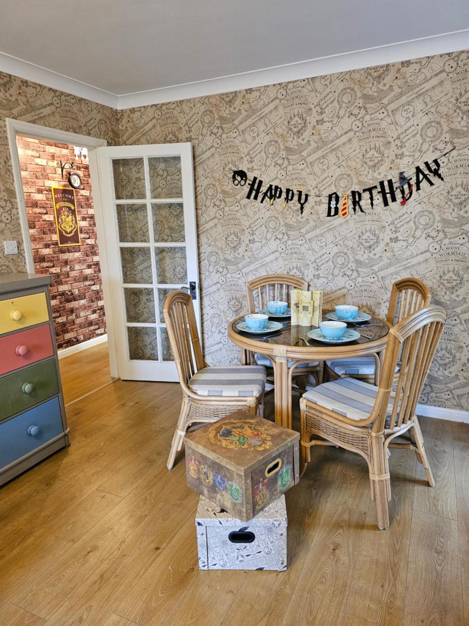 Harry Potter Hogwarts Apartment วัตฟอร์ด ภายนอก รูปภาพ